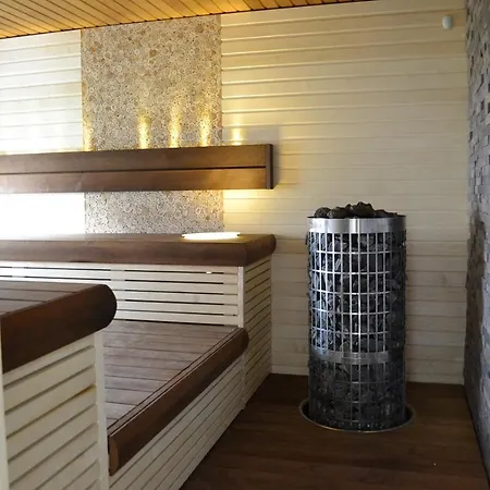 بيت ضيافة Doberani Rannamaja 2*