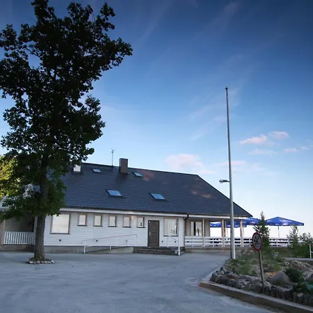 Doberani Rannamaja Valgeranna